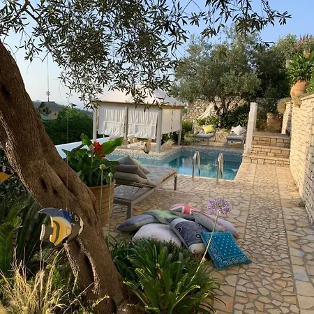 Opera House Paxos Maison d'hôtes Gaios